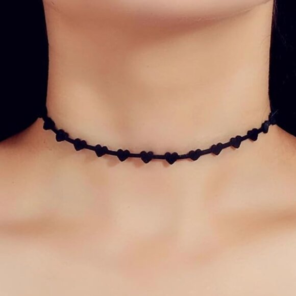 Black Hearts Collar Necklace – Adjustable Gothic Choker - Picture 4 of 6